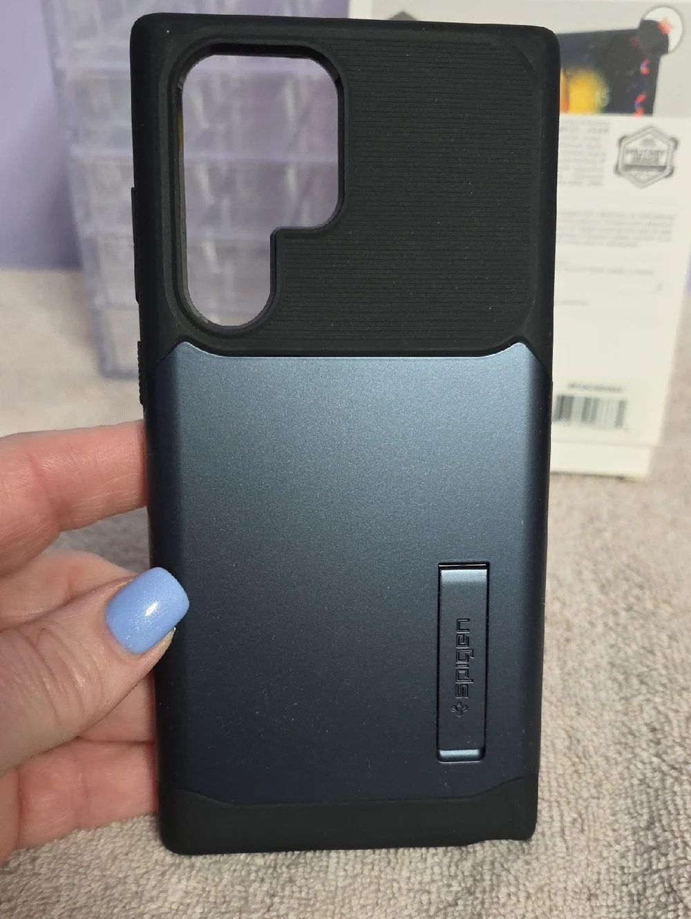 Spigen Slim Armor Kickstand Case for Galaxy S22‎ Ultra - Black